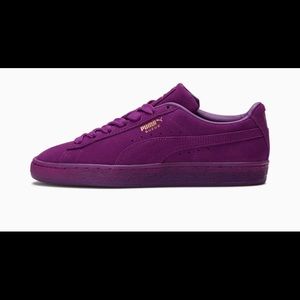 Like New Pumas, worn once